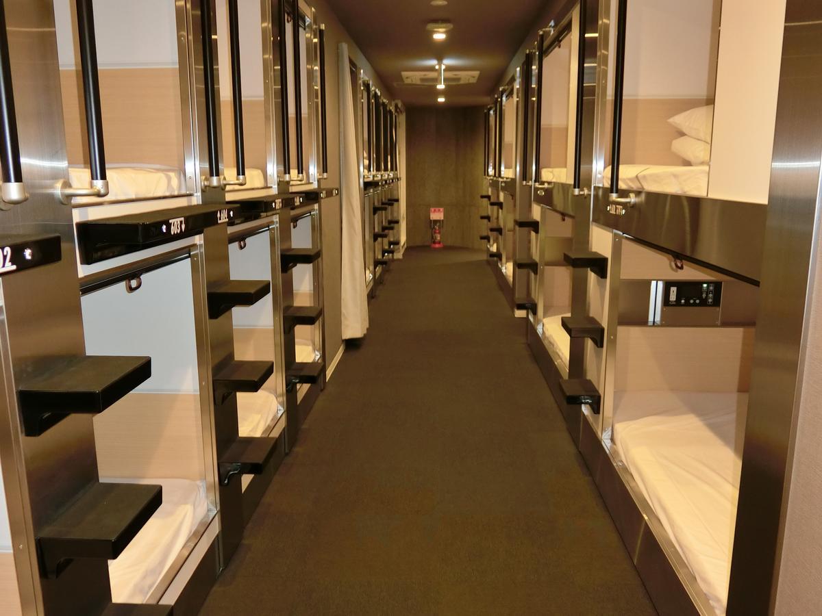 Capsule Hotel Valie Ebisucho 오사카 외부 사진