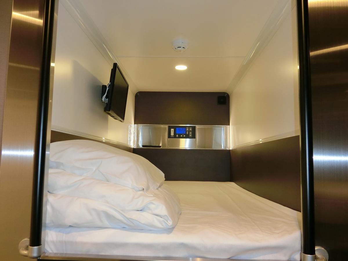 Capsule Hotel Valie Ebisucho 오사카 외부 사진