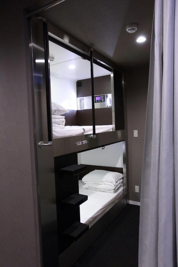 Capsule Hotel Valie Ebisucho 오사카 외부 사진
